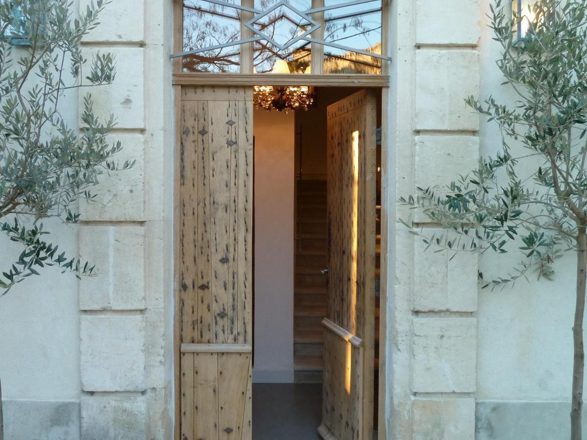 La Maison Saint Jean Boulbon Exterior photo